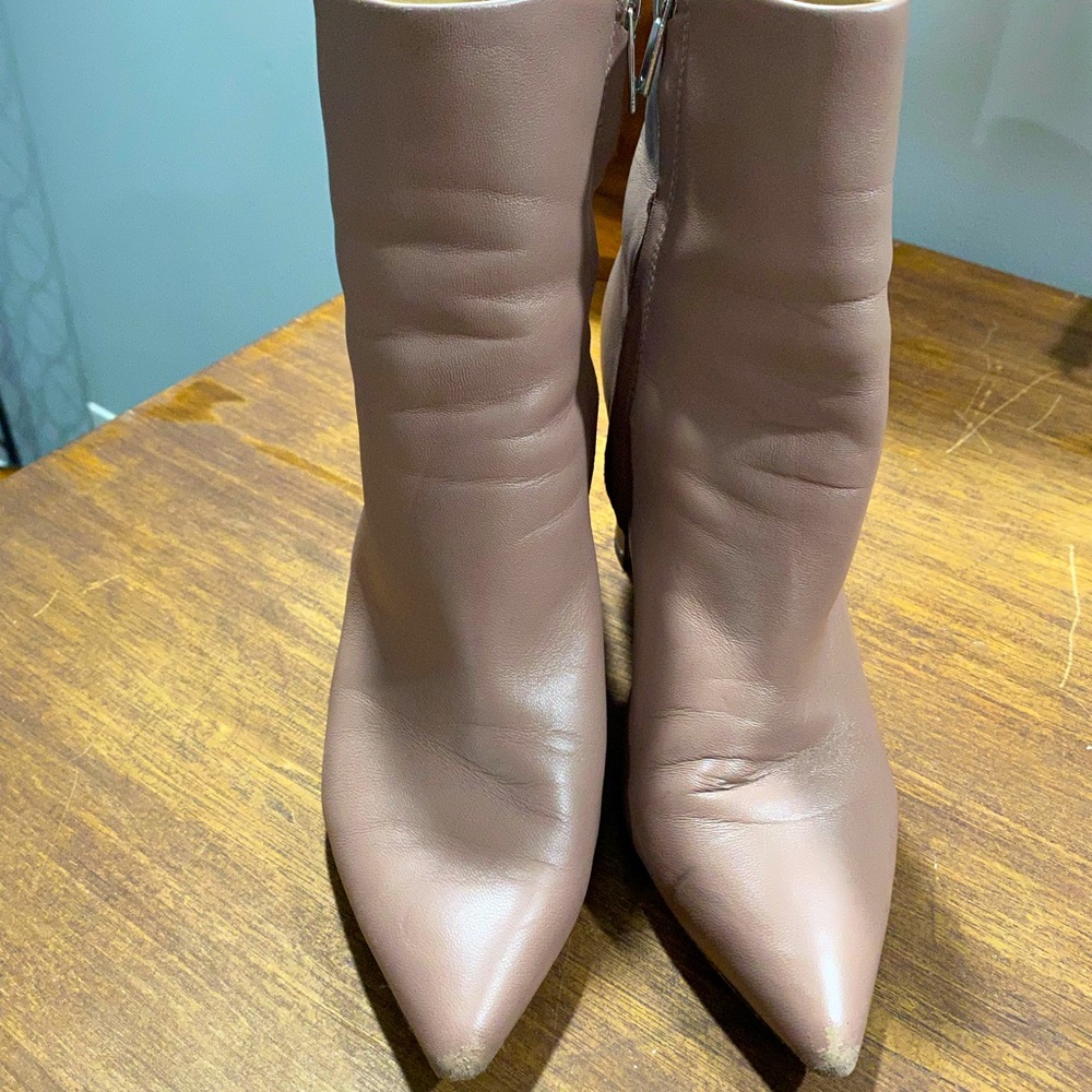 ULANI HEELED BOOTIE by Marc Fisher Size 9.5